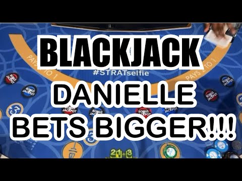 Blackjack at the Strat Las Vegas! Do Danielle's bigger bets work out?? #blackjack #casino