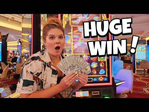 I Won BIG Gambling at Venetian in Las Vegas!!